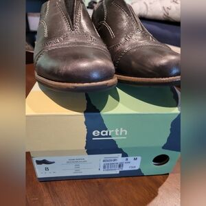 Earth Avani Banyan 8 womens
